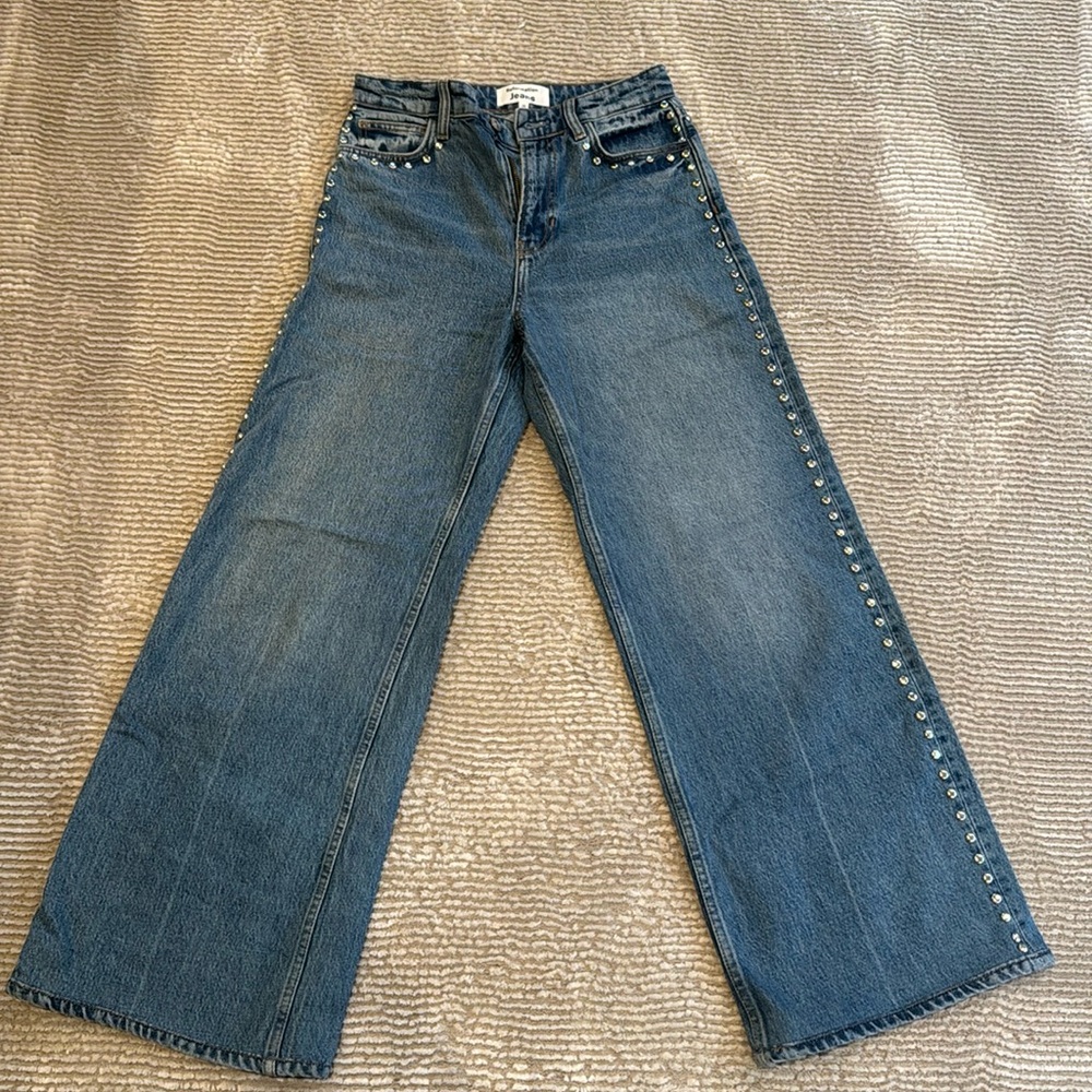 Reformation Cary high rise studded wide leg Jean in size 25